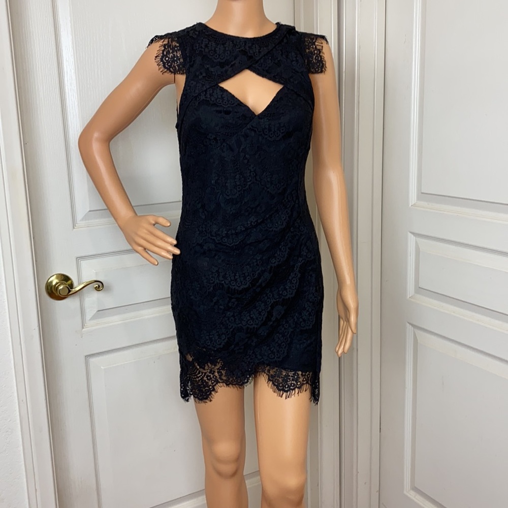 Lacey black mini One Way US Size 8 (Aus Sz 12)